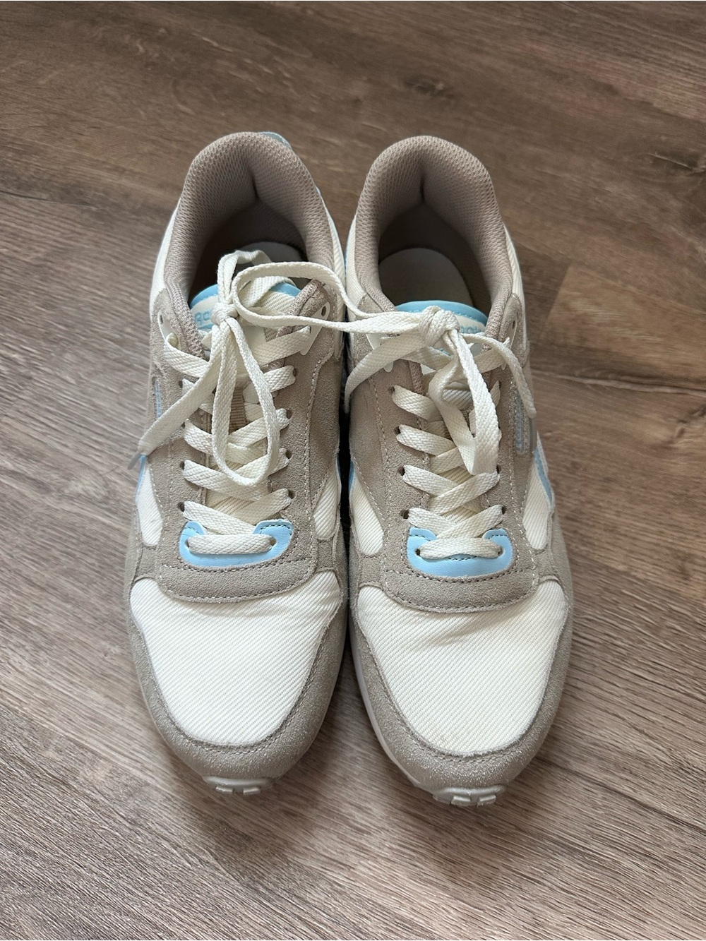 Reebok Beige, White & Light Blue Women's Sneakers